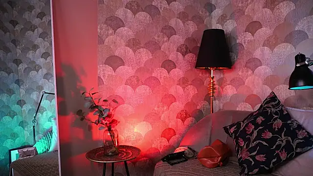Frantease online show from April 11, 2026, 5:34 am