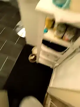 albanernrw27 online show from March 29, 2026, 10:10 pm