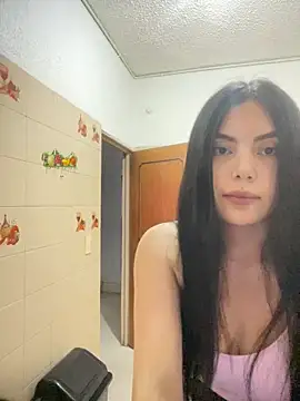 Snapshot of Cami_olarte chatting on May 19, 2026, 10:38 pm Cami olarte online show from May 19, 2026, 10:38 pm
