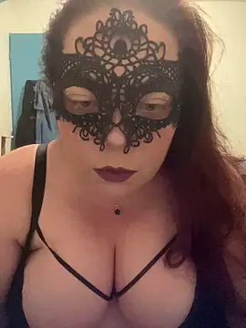 bella2399 online show from May 22, 2026, 8:25 pm