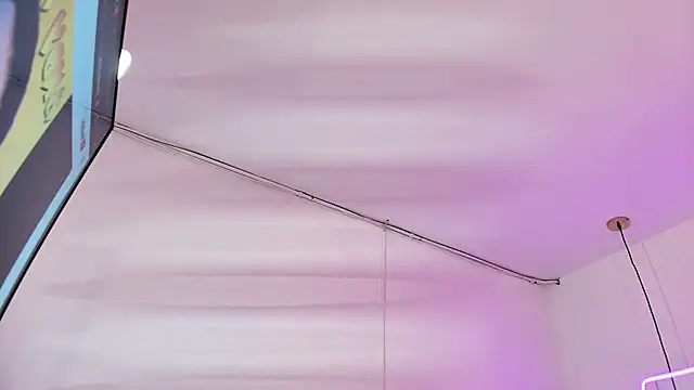 scarlett turner  online show from March 30, 2026, 1:12 pm