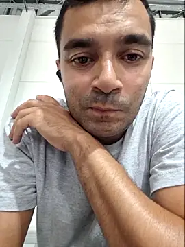 Snapshot of Anonimo-misterioso chatting on March 27, 2026, 7:02 pm Anonimo-misterioso online show from March 27, 2026, 7:02 pm