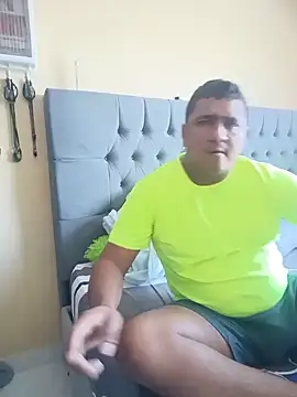 luis20212 online show from June 27, 2026, 5:07 pm