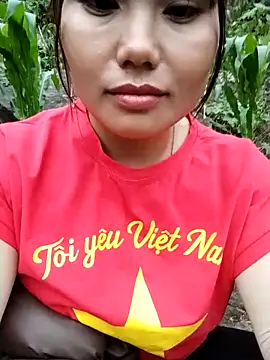 Snapshot of Giang-mylove chatting on April 24, 2026, 10:50 am Giang-mylove online show from April 24, 2026, 10:50 am