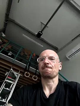 TavoEskort123 online show from May 16, 2026, 6:43 am