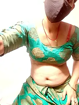 Snapshot of Sexyy_Bhabhi_143 chatting on May 10, 2026, 4:56 pm Sexyy Bhabhi 143 online show from May 10, 2026, 4:56 pm