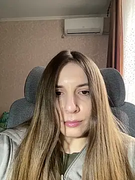 lunaAmore online show from March 27, 2026, 1:55 pm