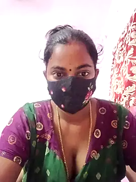 Snapshot of tamilratchasii chatting on June 28, 2026, 6:52 am tamilratchasii online show from June 28, 2026, 6:52 am