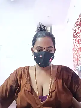Snapshot of tamilratchasii chatting on July 6, 2026, 7:27 am tamilratchasii online show from July 6, 2026, 7:27 am