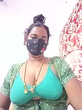 Snapshot of tamilratchasii chatting on July 14, 2026, 4:39 am tamilratchasii online show from July 14, 2026, 4:39 am