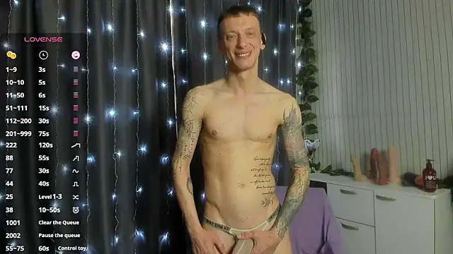 Snapshot of James2Inked chatting on May 3, 2026, 5:46 am James2Inked online show from May 3, 2026, 5:46 am