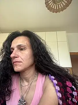Snapshot of StellaMia263 chatting on June 12, 2026, 1:32 pm StellaMia263 online show from June 12, 2026, 1:32 pm