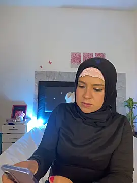 Snapshot of alia_asad chatting on June 4, 2026, 1:39 pm alia asad online show from June 4, 2026, 1:39 pm
