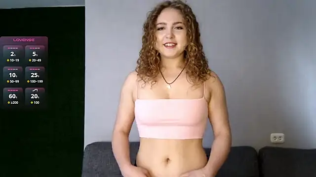Snapshot of EmilyDeveyra chatting on May 2, 2026, 3:11 am EmilyDeveyra online show from May 2, 2026, 3:11 am