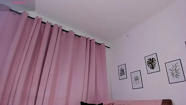 Amy Jhonnes online show from July 2, 2026, 7:09 pm