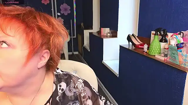 Kira Kingslee online show from April 23, 2026, 11:09 am