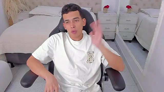 DrakoStone online show from April 5, 2026, 7:55 pm