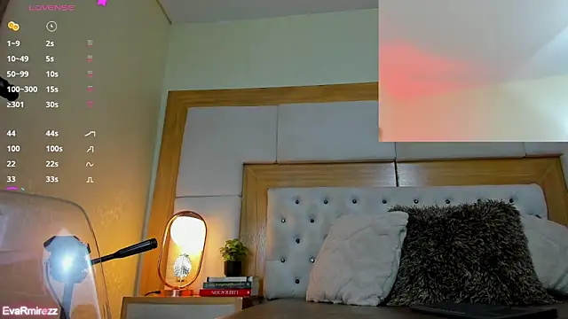 Venezuelan Butt online show from June 3, 2026, 2:19 pm