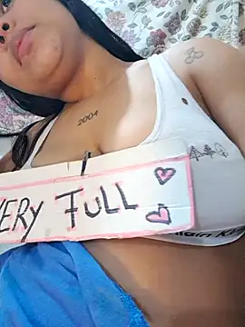 Whore Messy1 online show from April 1, 2026, 12:44 am