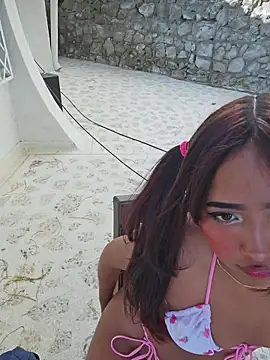 Snapshot of Pretty_karol chatting on July 14, 2026, 12:44 pm Pretty karol online show from July 14, 2026, 12:44 pm