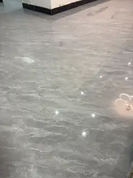 yingzi003 online show from April 13, 2026, 12:54 pm