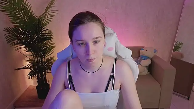 Snapshot of SweetieBlush chatting on April 24, 2026, 3:42 am SweetieBlush online show from April 24, 2026, 3:42 am