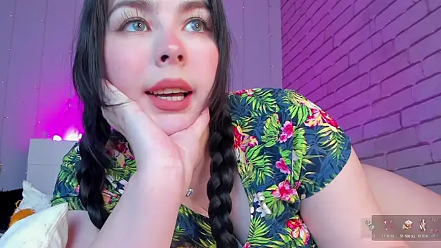 Snapshot of NatalForsy chatting on May 12, 2026, 11:40 am NatalForsy online show from May 12, 2026, 11:40 am