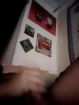 Rockandrola1986 online show from April 4, 2026, 5:06 am