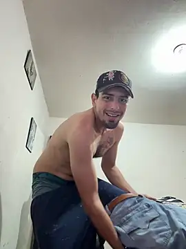 Lherzamxx online show from April 2, 2026, 7:11 pm