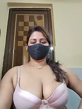 Rimi40464 online show from May 13, 2026, 9:50 am