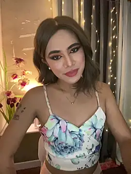 Snapshot of _Flirtyprincess_ chatting on May 23, 2026, 6:40 am Flirtyprincess online show from May 23, 2026, 6:40 am