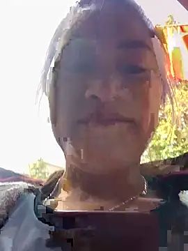 Snapshot of Sunny-smile1 chatting on March 30, 2026, 12:33 am Sunny-smile1 online show from March 30, 2026, 12:33 am