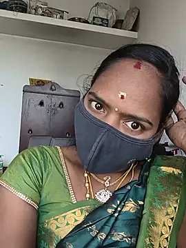 Snapshot of Tamil_Sangeetha chatting on June 4, 2026, 2:50 am Tamil Sangeetha online show from June 4, 2026, 2:50 am