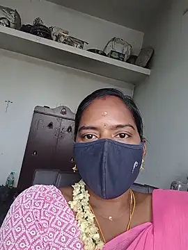 Snapshot of Tamil_Sangeetha chatting on June 21, 2026, 11:02 am Tamil Sangeetha online show from June 21, 2026, 11:02 am