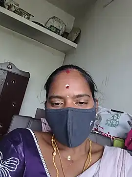 Snapshot of Tamil_Sangeetha chatting on July 8, 2026, 6:40 am Tamil Sangeetha online show from July 8, 2026, 6:40 am