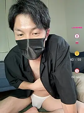 -YumaUemura- online show from May 9, 2026, 2:11 pm