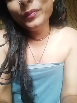 SweetTsAngel online show from May 7, 2026, 3:01 am