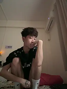 Snapshot of sexyboy-3525 chatting on June 4, 2026, 5:46 am sexyboy-3525 online show from June 4, 2026, 5:46 am