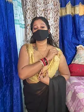Snapshot of Sweet-Ellina chatting on April 5, 2026, 4:42 am Sweet-Ellina online show from April 5, 2026, 4:42 am