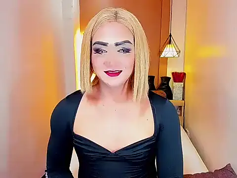 HugexMsLovelyxCock online show from April 15, 2026, 11:38 pm