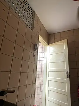 Cristal Ruivinha online show from April 10, 2026, 2:00 pm