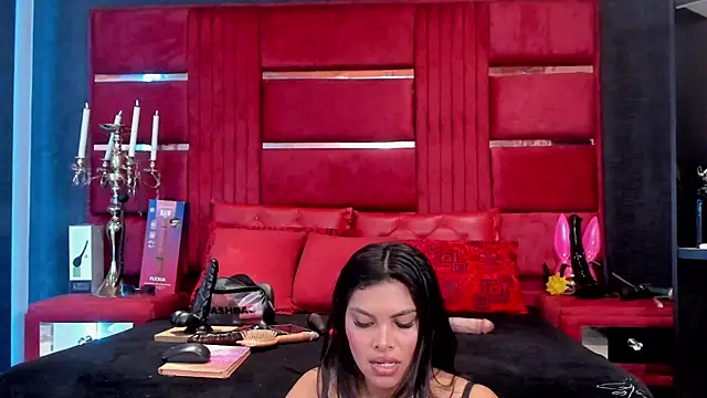Marcebetancurt online show from May 15, 2026, 8:05 pm
