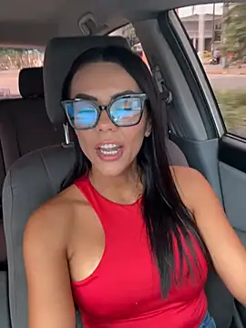 SofiParma online show from May 13, 2026, 7:00 pm