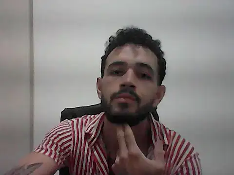 Snapshot of NoxxVx chatting on June 10, 2026, 11:46 pm NoxxVx online show from June 10, 2026, 11:46 pm