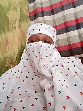 sapan sexe online show from May 28, 2026, 4:43 am