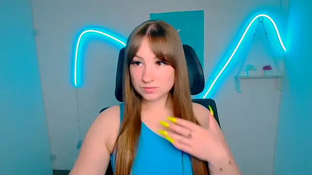 Tiffani Angel online show from May 21, 2026, 5:42 pm