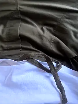 bitabitabig online show from April 23, 2026, 7:30 am