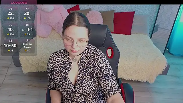 Snapshot of SofiDreamm chatting on June 21, 2026, 3:14 pm SofiDreamm online show from June 21, 2026, 3:14 pm