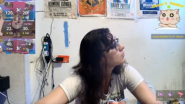 Snapshot of Ellaa_honey chatting on May 17, 2026, 11:56 pm Ellaa honey online show from May 17, 2026, 11:56 pm