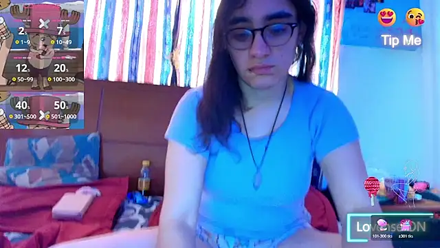 Snapshot of Ellaa_honey chatting on May 27, 2026, 4:26 pm Ellaa honey online show from May 27, 2026, 4:26 pm